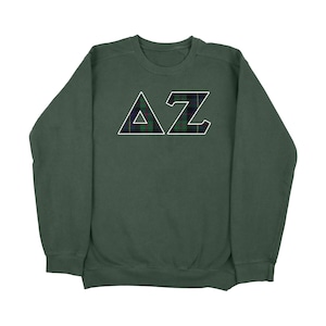 Delta Zeta Dad&#39;s Plaid Embroidered Sorority Sweatshirt