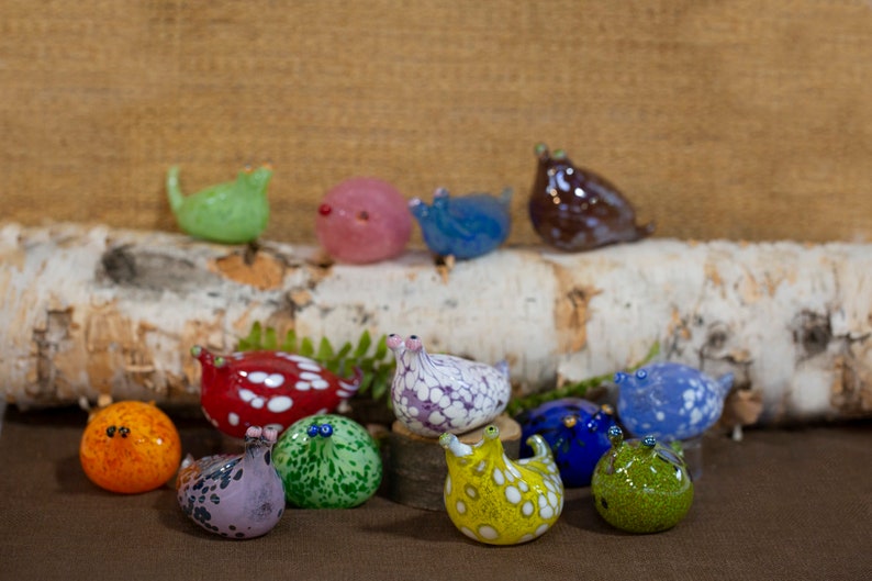 Assorted colors glass slug figurine