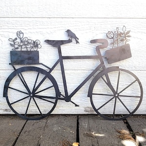 Decoración de sala de estar con bicicleta y flores - Arte de pared de metal minimalista - Arte de jardín oxidado