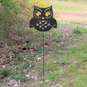 Ships in 2 Days | Metal Owl Garden Stake - Steel Gardening Decor - Yard Art Marker - Cute - Unique - Rustic - Spring Decor - Summer Decor