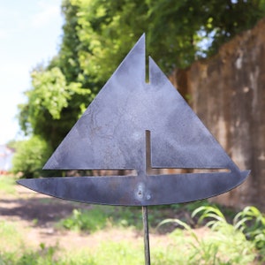 Envío en 2 días / Estaca de velero para astillero - Marcador artístico para jardín de verano - Decoración de césped de velero de metal - Decoración náutica para jardín - Decoración de verano