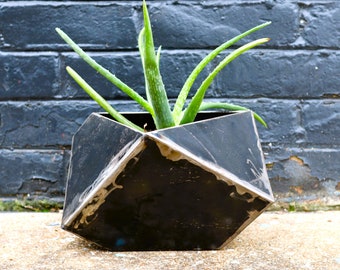 Mini Modern Geo Metal Planter - Geometric Faceted Plant Pot - Patio Garden Decor - Modern Minimalist Planter - Unique Planter Pot Mini Decor