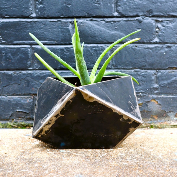 Mini Modern Geo Metal Planter - Geometric Faceted Plant Pot - Patio Garden Decor - Modern Minimalist Planter - Unique Planter Pot Mini Decor