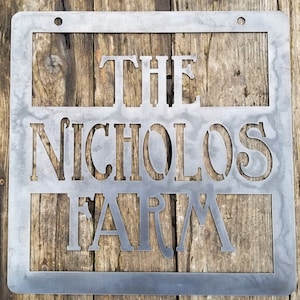 Personalized Hanging Family Farm Sign - Personalized Gifts - Personalized Farm Sign  - Farmhouse - Wall Decor - Farmhouse Home - Farm Sign