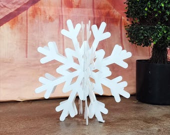 Snowflake Metal Yard Art - Hosting Holiday Decor - Garden Sculpture