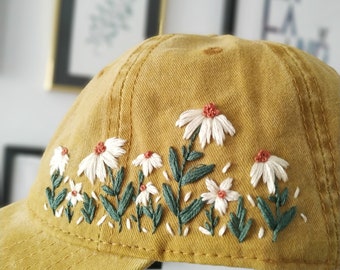 Hand Embroidered Hat, Yellow Embroidered Baseball Cap  display picture 3