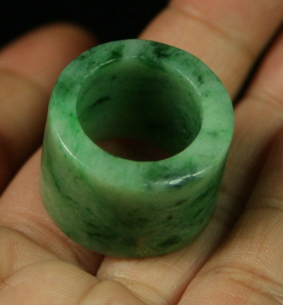 Size 8.25 Imperial Handmade Wide Jadeite Jade Lar… - image 5