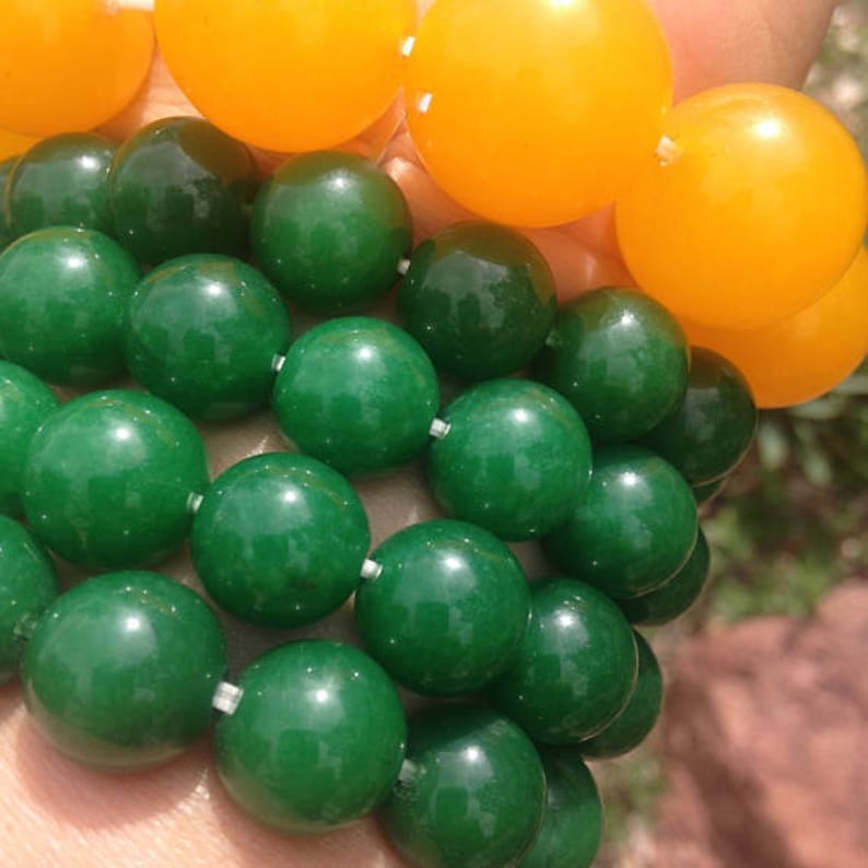 Red Jade 12 Sz 20mm Beads Bracelet Stretch Elastic Band Jade 579 karat!