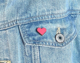 Wooden pin: Heart