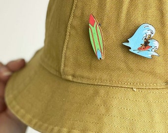 Wooden pins: Surf