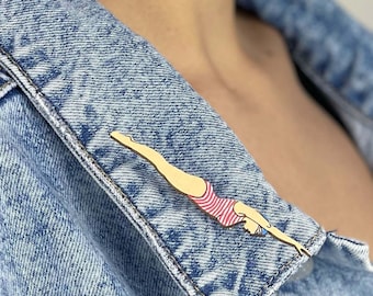 Wooden pin: Swim