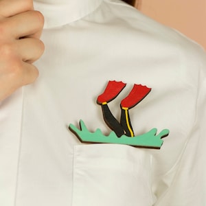 Pocket brooch
