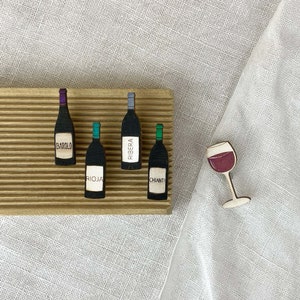 Wooden pins set: Wine and Glass image 2