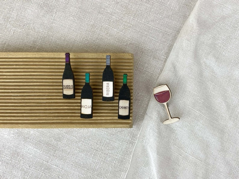 Wooden pins set: Wine and Glass image 2