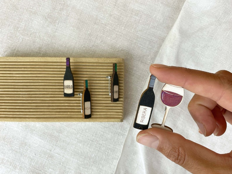 Wooden pins set: Wine and Glass image 9