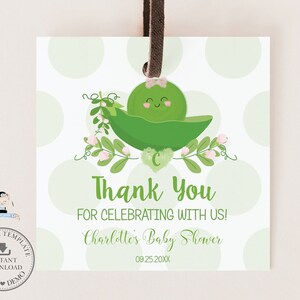 Op de afbeelding: Groen en wit bedankkaartje met een cartoon peul en de tekst "Bedankt voor het vieren met ons! Baby Shower van Charlotte 09.25.20XX"