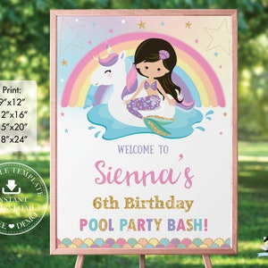 Pode incluir: Uma placa de festa emoldurada com uma sereia montada em um unic&oacute;rnio sobre um arco-&iacute;ris. A placa diz "Bem-vindo &agrave; 6&ordf; festa de anivers&aacute;rio de Sienna!" e inclui op&ccedil;&otilde;es de tamanho de impress&atilde;o: 23x30cm, 30x41cm, 38x51cm e 46x61cm.
