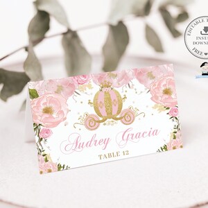 EDITÁVEL Rosa Floral Princesa Abóbora Carruagem Cartão de Lugar Nome do Convidado Tenda Dobrada 1º Aniversário Chá de Bebê Batizado Imprimível PU2