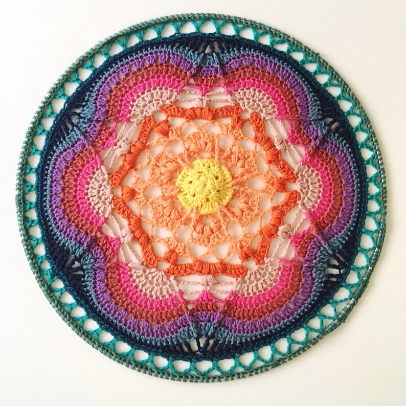 Bright star mandala crochet pattern image 3