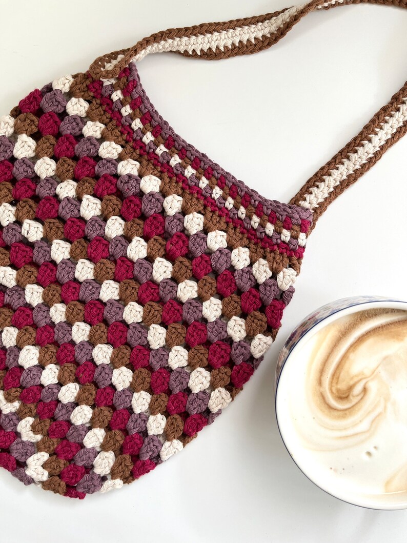 Granny Market Bag  Crochet pattern image 1