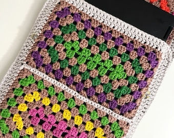 Rectangle my Granny laptop sleeve - Crochet pattern