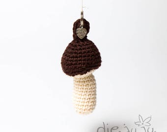 Schlüsselanhänger Steinpilz mushroom gehäkelt crochet