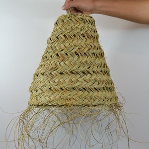 Handmade Moroccan lampshade in natural fiber image 3