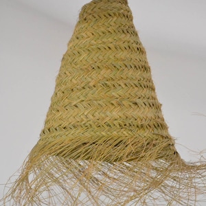 Handmade Moroccan lampshade in natural fiber image 4