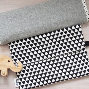 黒と白のおむつクラッチとチェンジマット、旅行用チェンジパッド、おむつ＆ワイプケース、おむつバッグオーガナイザー、ベビーチェンジマット、小さなベビーバッグ