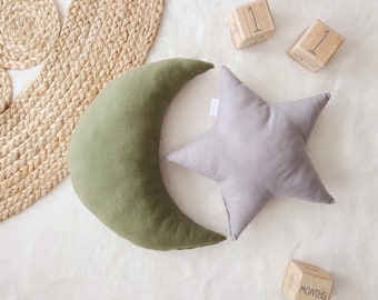 Kussenset kinderkamer, groene maan en grijze ster kussen, sterkussen, maankussen, kinderkussenset, kinderkamerdecor, peuterkussenset