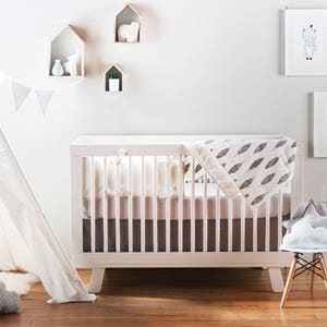 Modern crib bumper sale