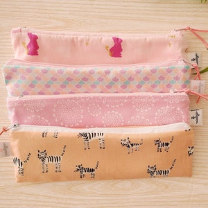 Coral Reusable Snack Bag, Reusable Zipper Snack pouch, Reusable Zipper Straw Cutlery Pouch, Straw Case, Utensil Case, Pencil Case,Zero Waste