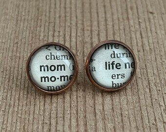 Vida de mamá • Pendientes de botón • Pendientes de diccionario • Pendientes de palabras • Joyas para mamá • Regalo para mamá