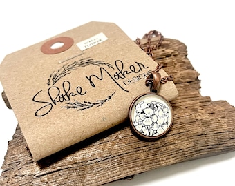 Collar Flor de Pared • Collar Arte Enciclopedia • Joyería Reciclada • Collar Flor Flor de Pared • Botánica • Collar Flor