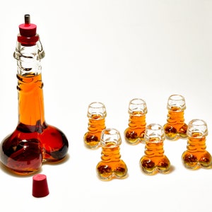 Decanter Set with Glasses, Decanter -17oz-, Shot Glasses -1.35oz- Whiskey, Liquor, Tequila, Vodka, Cocktail, Bachelorette Party, Funny Gifts