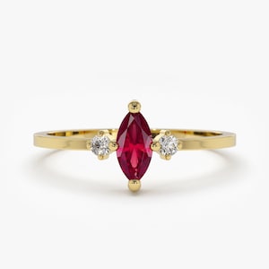 Anillo de rubí natural apilable de 14 k / Anillo de rubí marquesa y diamante / Anillo de rubí delicado / Anillo de rubí genuino minimalista / Piedra natal de julio