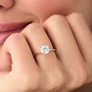 Anillo de compromiso de diamante cultivado en laboratorio de 1 quilate E VS1, redondo brillante, con engaste de 4 puntas, en oro de 14 k, anillo de diamante solitario redondo con certificación IGI.