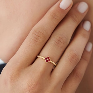 Ruby Ring / 14k Gold Ruby Clover Ring / Dainty Stacking Ruby Ring / Unique Ruby Trendy Ring / July Birthstone Birthday Gift for Her