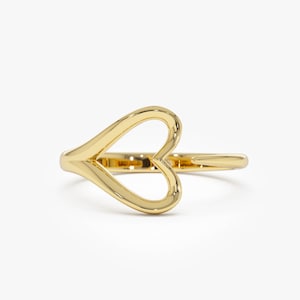 Gold Heart Ring, 14k Gold Heart Outline Band, Minimalist Heart Ring, Dainty Love Ring, Stackable Gold Ring for Her, Everyday Fine Jewelry