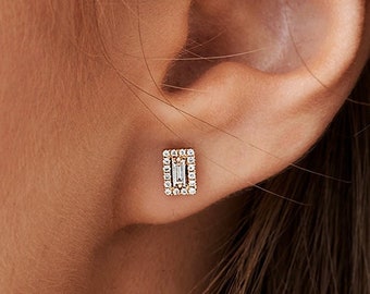 Baguette Diamond Studs / 14k Gold Baguette Diamond Halo Setting Diamond Studs/ Unique Diamond Earrings / Minimalist Earring / Gift for Mom