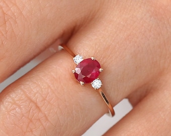 Ruby Ring / Ruby Engagement Ring in 14k Gold / Oval Cut Natural 3 Stone Ruby Diamond Ring/ July Birthstone/ Promise Ring