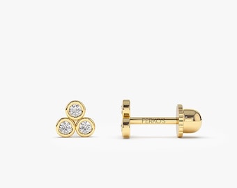 Diamond Stud / Diamond Bezel Set Piercing / 14K Gold Dainty Round Cut Diamond Trio Helix Piercing / Tragus Piercing / Last Minute Gift Idea