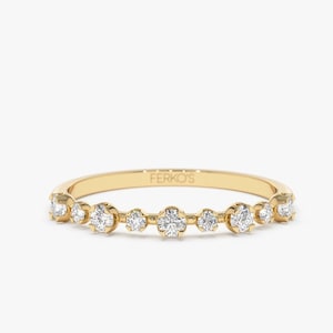 Dainty Diamond Ring in 14k Solid Gold / 14k Petite Natural Diamond Wedding Ring / Stacking Diamond Ring / Minimalist Diamond Ring