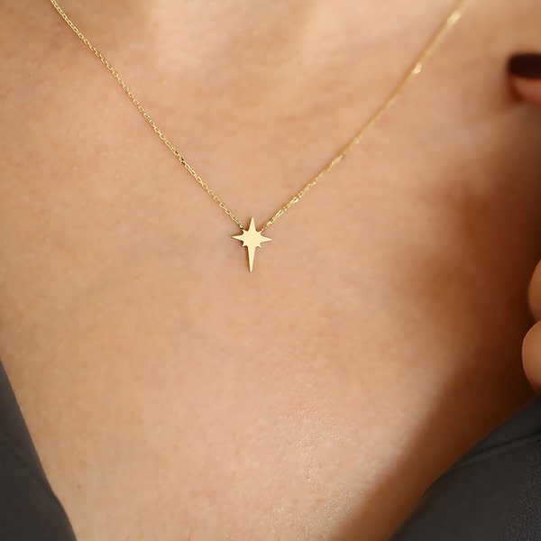 Starburst Necklace Gold/ Starburst Necklace/ 14K Gold North Star Pendant Necklace/ Minimalist Tiny Gold Starburst Necklace/ Graduation Gift