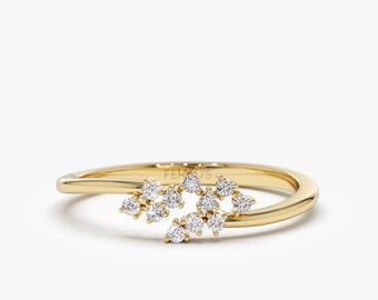 Cluster Ring / 14k Solid Gold Mini Cluster Diamond Ring / Stacking Diamond Ring / Petite Diamond Ring