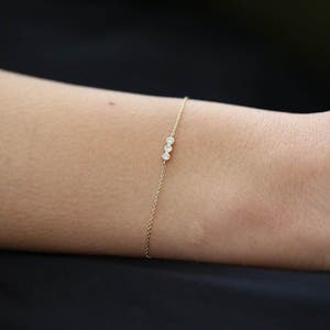 Diamond Bracelet with Thin Chain / Trio Diamond Bracelet in 14k Solid Gold in bezel setting / Diamond Bezel Bracelet