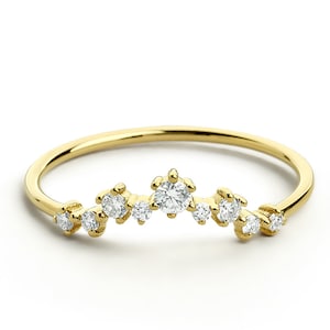 14k Curved Diamond Cluster Ring