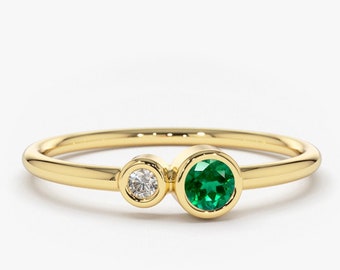 Genuine Natural Emerald Ring / 14K Gold Emerald and Diamond Birthstone Ring / Emerald Jewelry / Gift for Her / May Birthstone Ring
