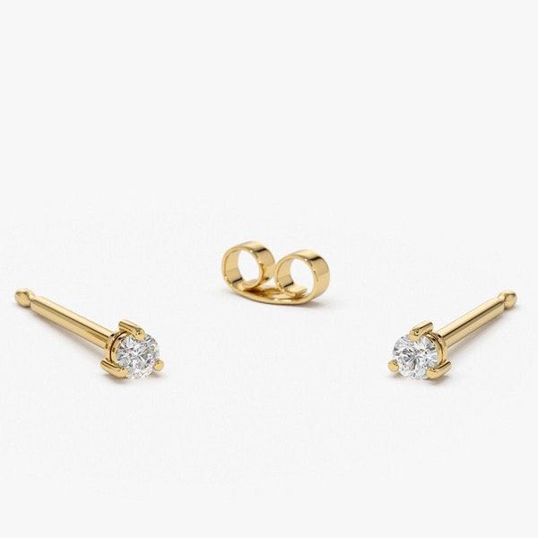 14k Gold Diamond Studs / 3 Prong Mini Diamond Studs / 14k Tiny Diamond Solitaire Stud Set in Prongs /  Bridesmaid Gift / Birthday Gift
