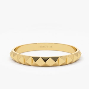 14K Gold Pyramid Eternity Ring / Gold Spike Ring / Pyramid Ring / Gold Stacking Ring / Simple Gold Ring / Minimal Jewelry / Spike Stud Ring